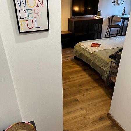 Stylish Apartment 3 Km Away From Duomo - Netflix, Wi-Fi, All Comforts Included Milaan Buitenkant foto