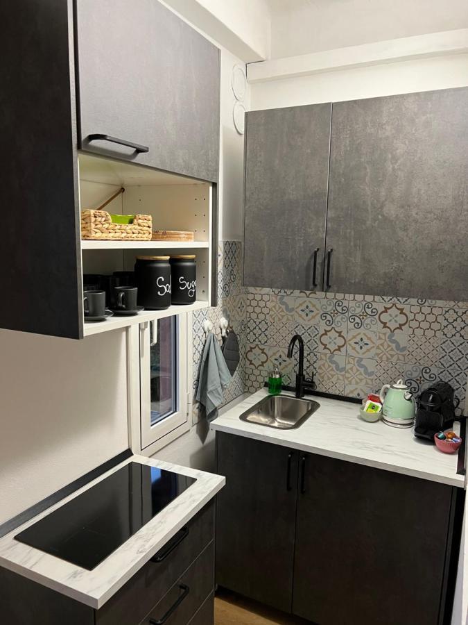 Stylish Apartment 3 Km Away From Duomo - Netflix, Wi-Fi, All Comforts Included Milaan Buitenkant foto