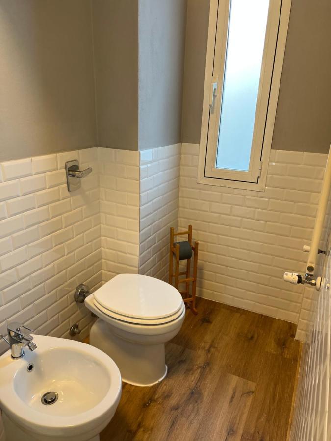 Stylish Apartment 3 Km Away From Duomo - Netflix, Wi-Fi, All Comforts Included Milaan Buitenkant foto